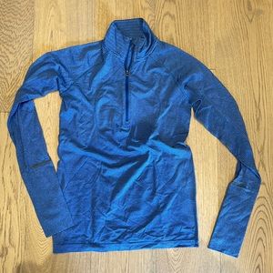 Lululemon long sleeve 3/4 zip top sz 6